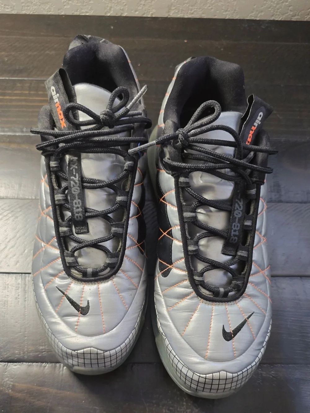 Nike Men's Silver and Black Athletic Sneakers with Orange Highlights